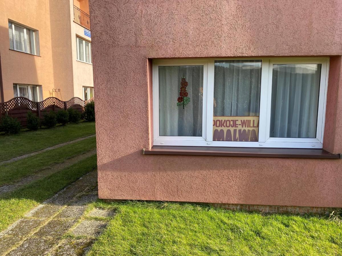 Willa Malwa Rewal Buitenkant foto